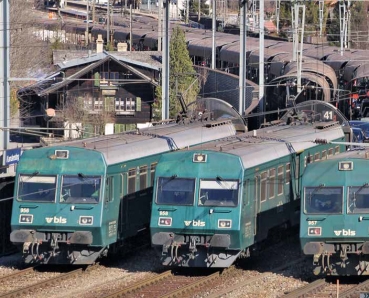 NME 538590 Steuerwagen BDt zu Autozug